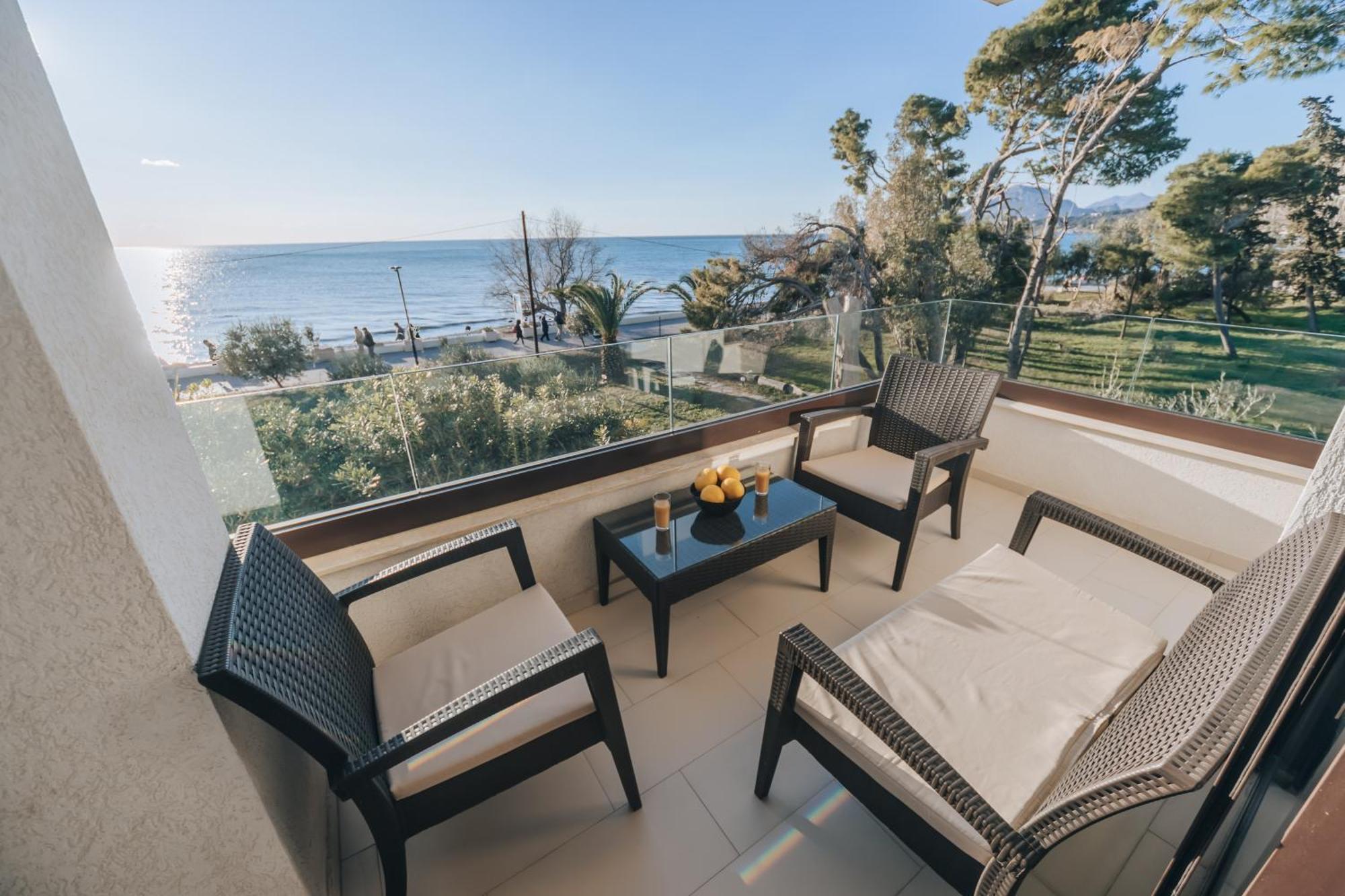 Apartments Kuce Lekovica Beach & Snack Bar- Bistro Camera foto