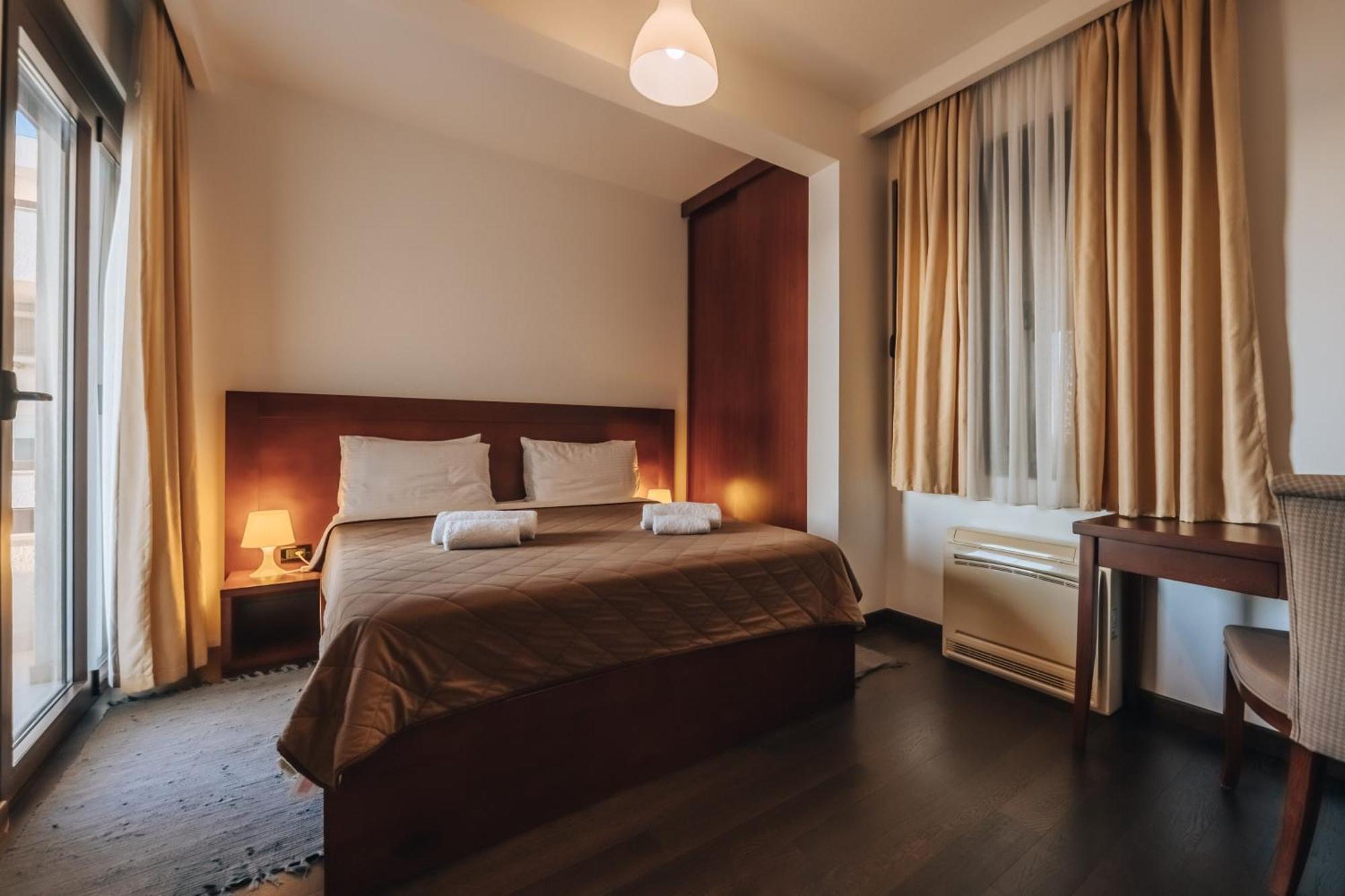 Apartments Kuce Lekovica Beach & Snack Bar- Bistro Esterno foto