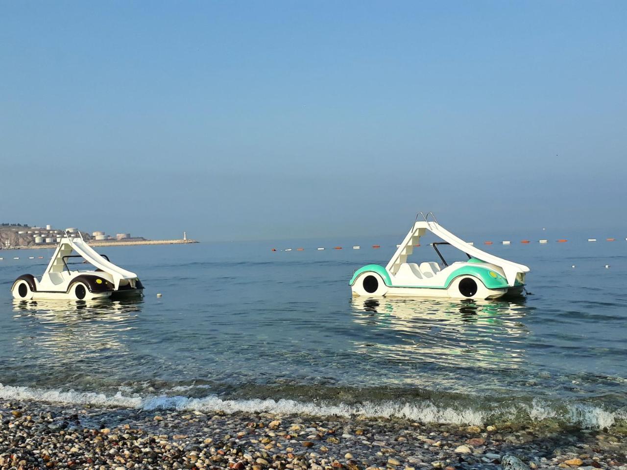 Apartments Kuce Lekovica Beach & Snack Bar- Bistro Esterno foto