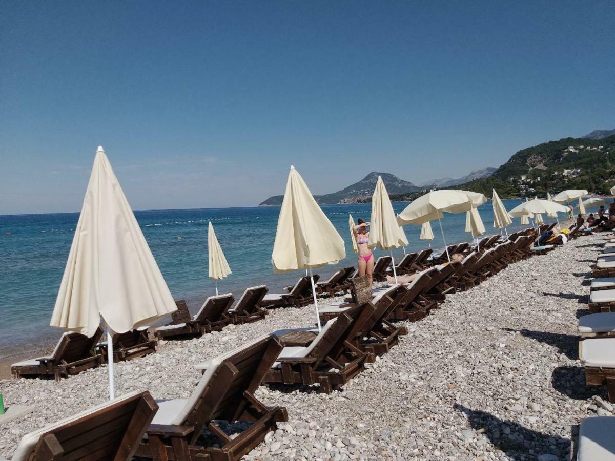 Apartments Kuce Lekovica Beach & Snack Bar- Bistro Esterno foto