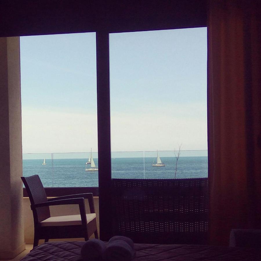 Apartments Kuce Lekovica Beach & Snack Bar- Bistro Esterno foto